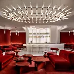 Revery Toronto Downtown, Curio Collection By Hilton