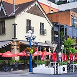 Luxe Yorkville Unit Near Restaurants Fashion Ttc