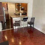 Top Location In Dt Toronto- Cn Tower View
