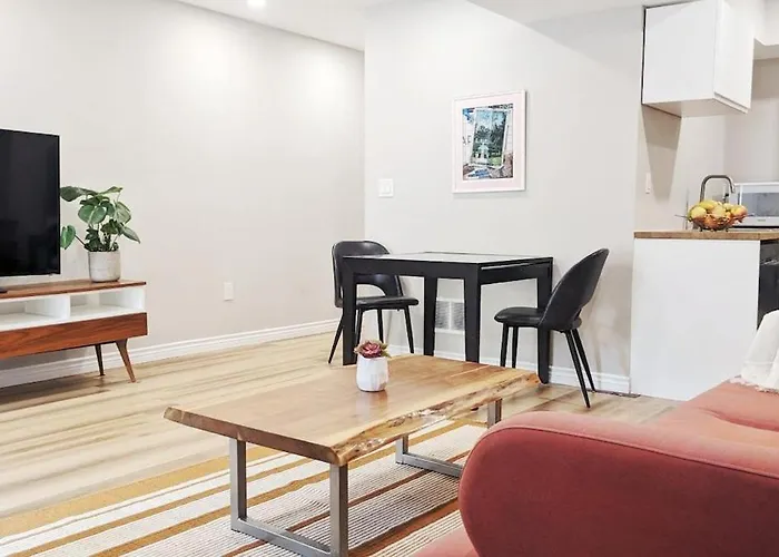 Modern New Apartment In Roncesvalles