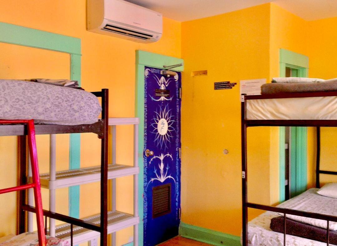 The Only Backpacker's (adults Only) Hostel Toronto