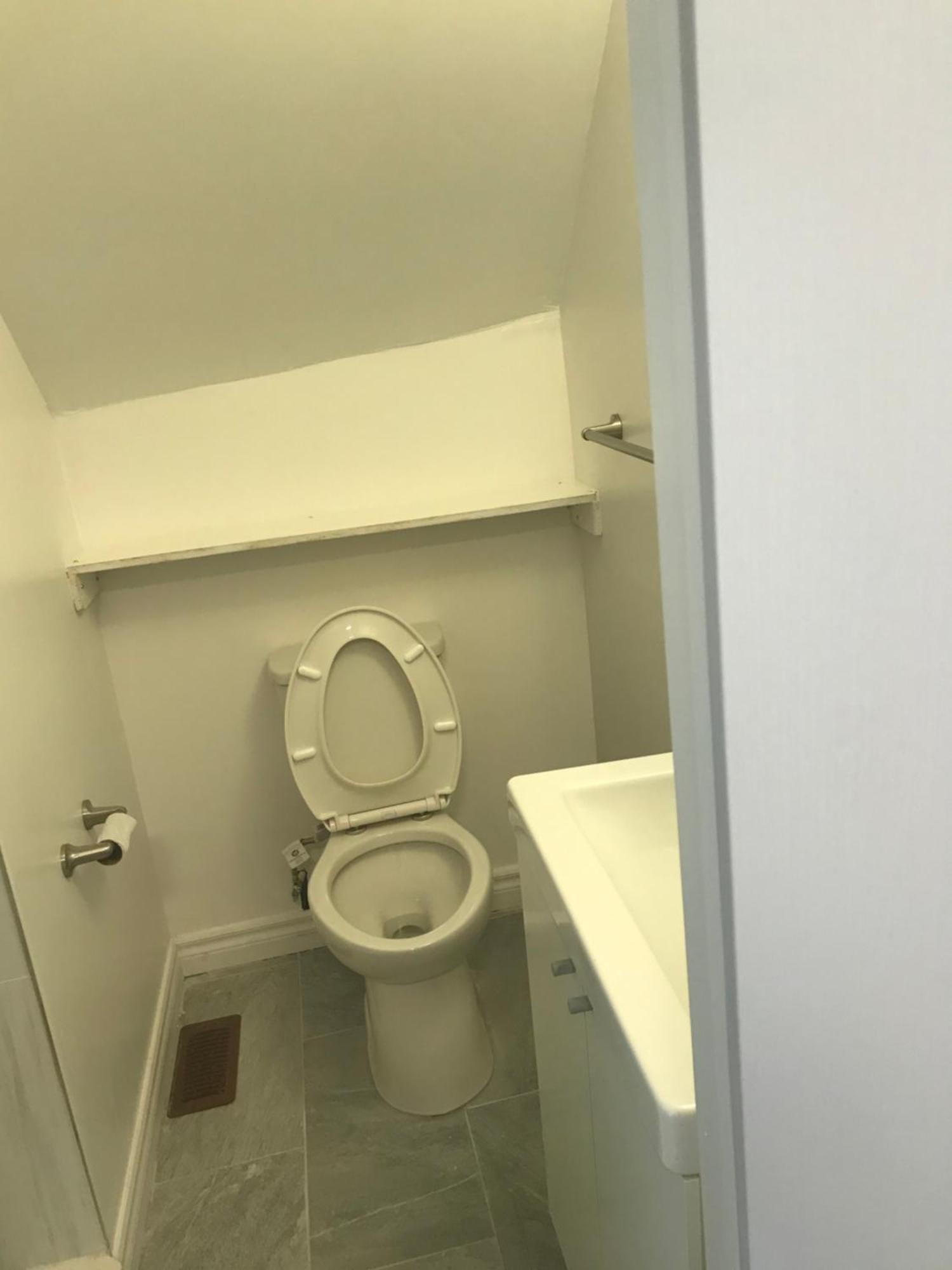 Gasthof Double With Shared Bathroom 536b Toronto