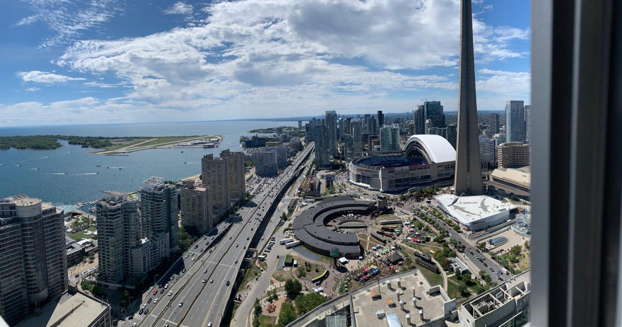 Magnificient View Next Cn Tower/rogers/union/mtcc *