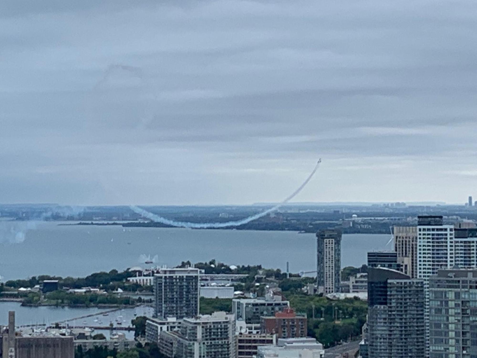 Magnificient View Next Cn Tower/rogers/union/mtcc Apartment Toronto