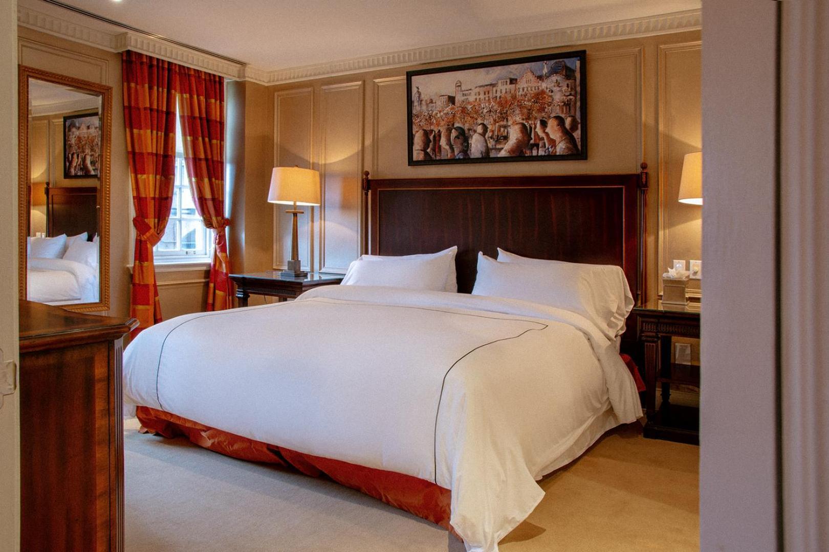 Windsor Arms Hotel Toronto