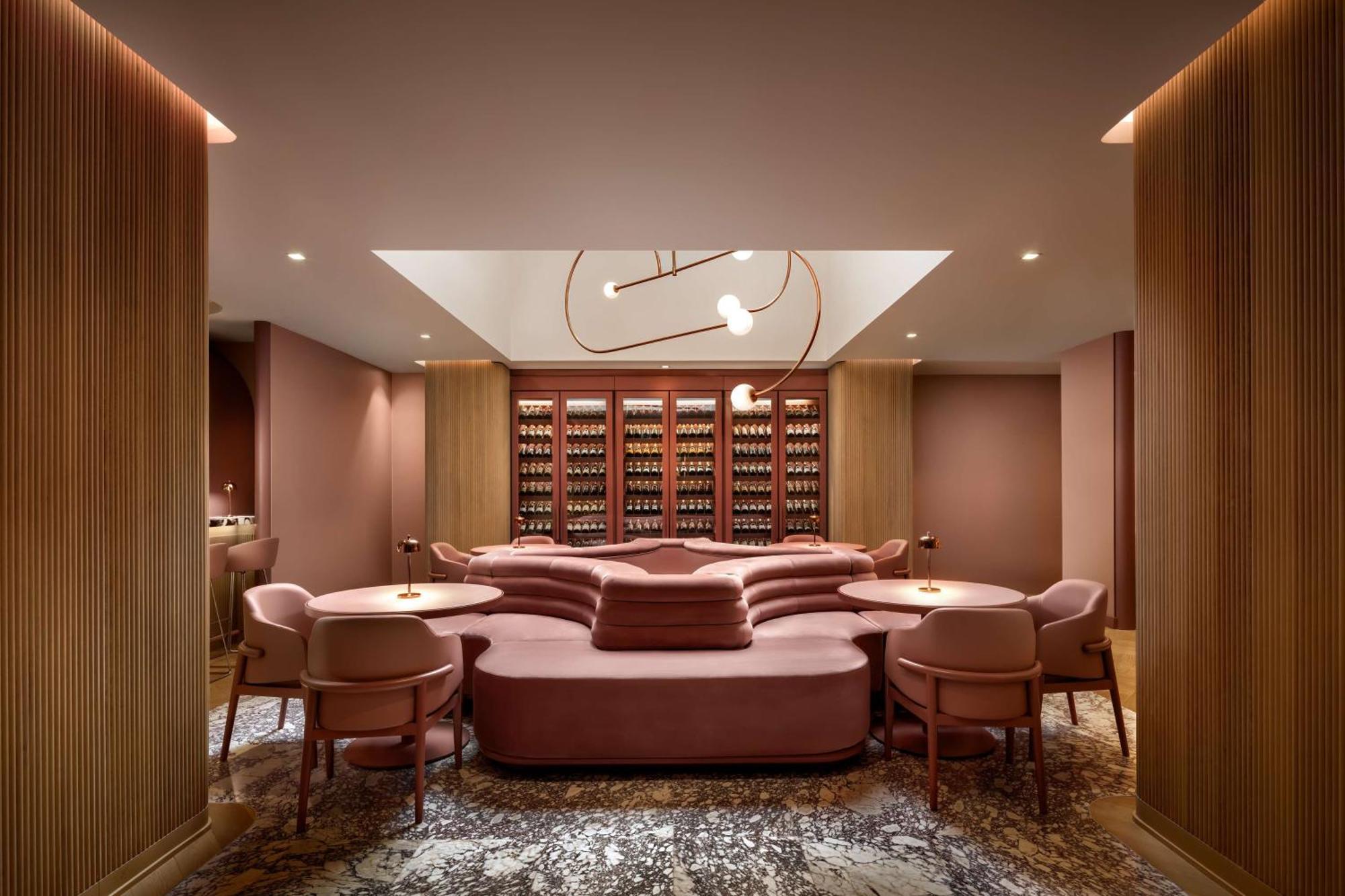 Hotel Revery Downtown, Curio Collection By Hilton