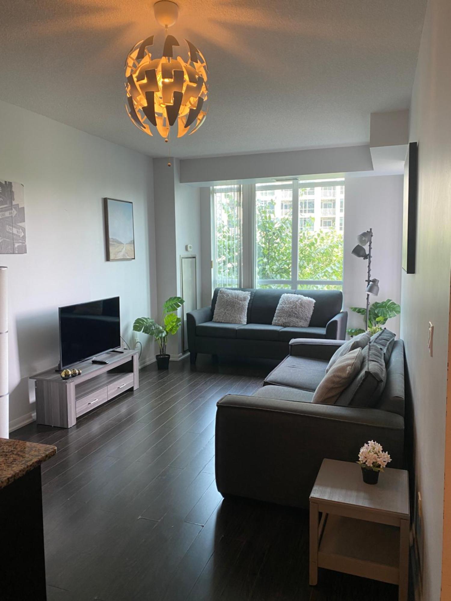 Executive 1 Bedroom Sleeps 2 * Toronto