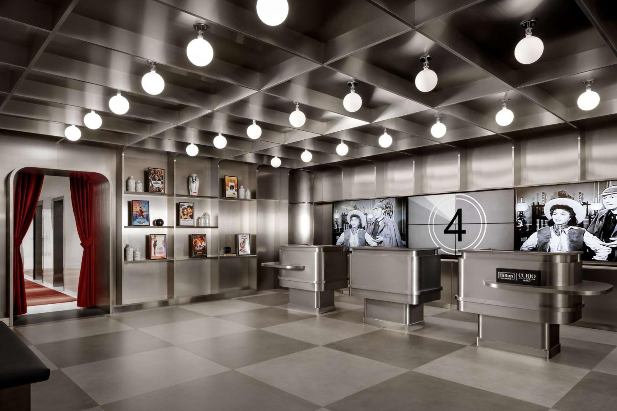 Revery Downtown, Curio Collection By Hilton Hotel