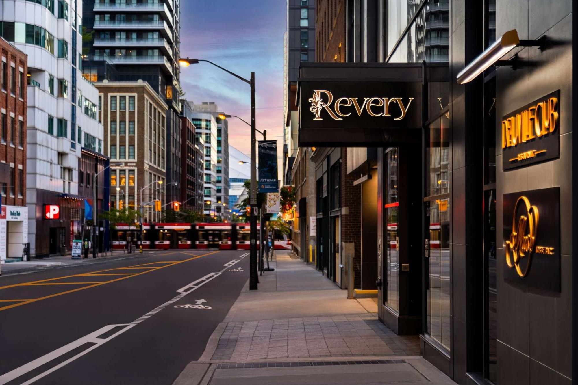 Revery Downtown, Curio Collection By Hilton 4* Toronto