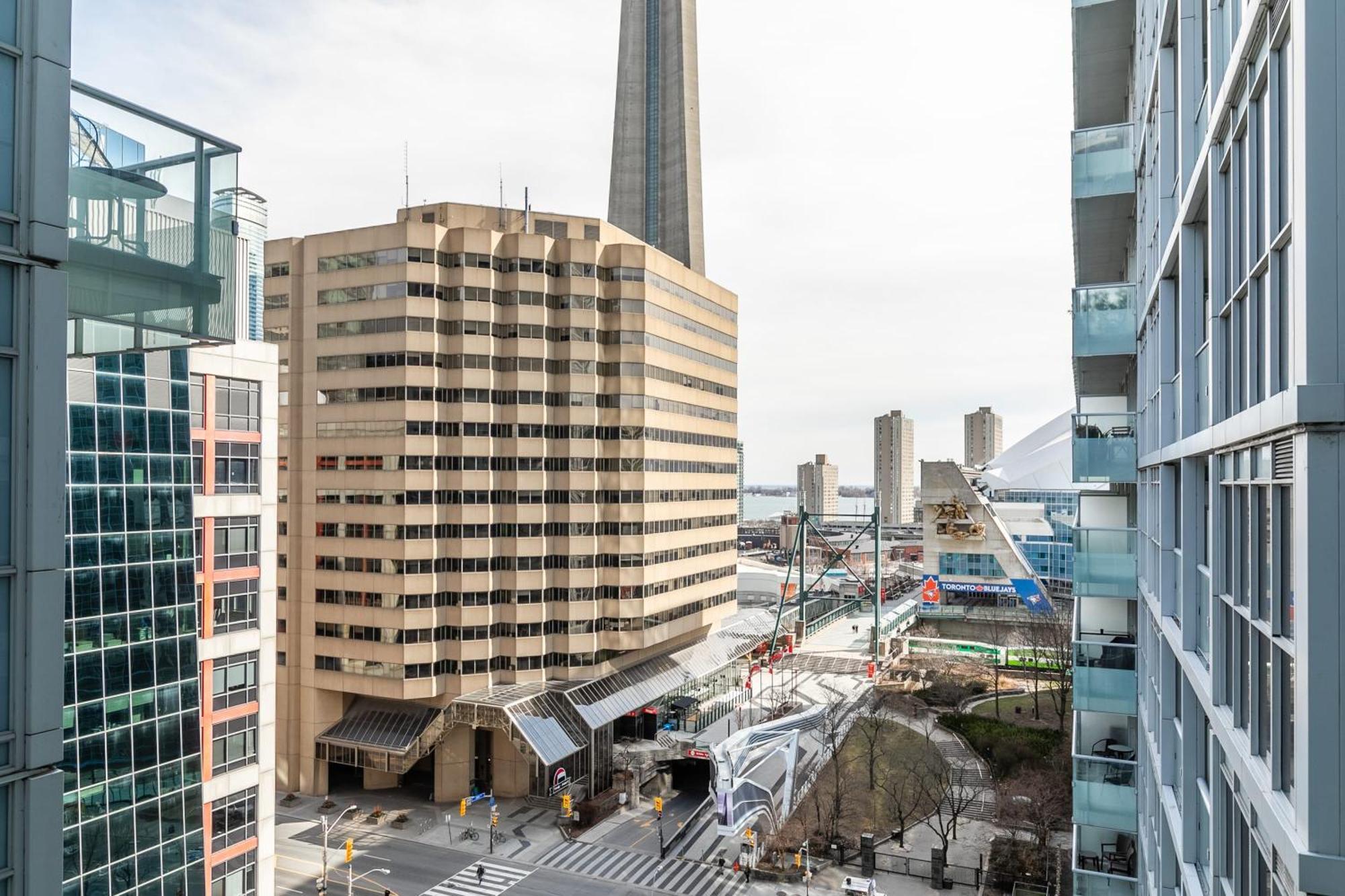 Loft With Stunning Views Of Cn Tower