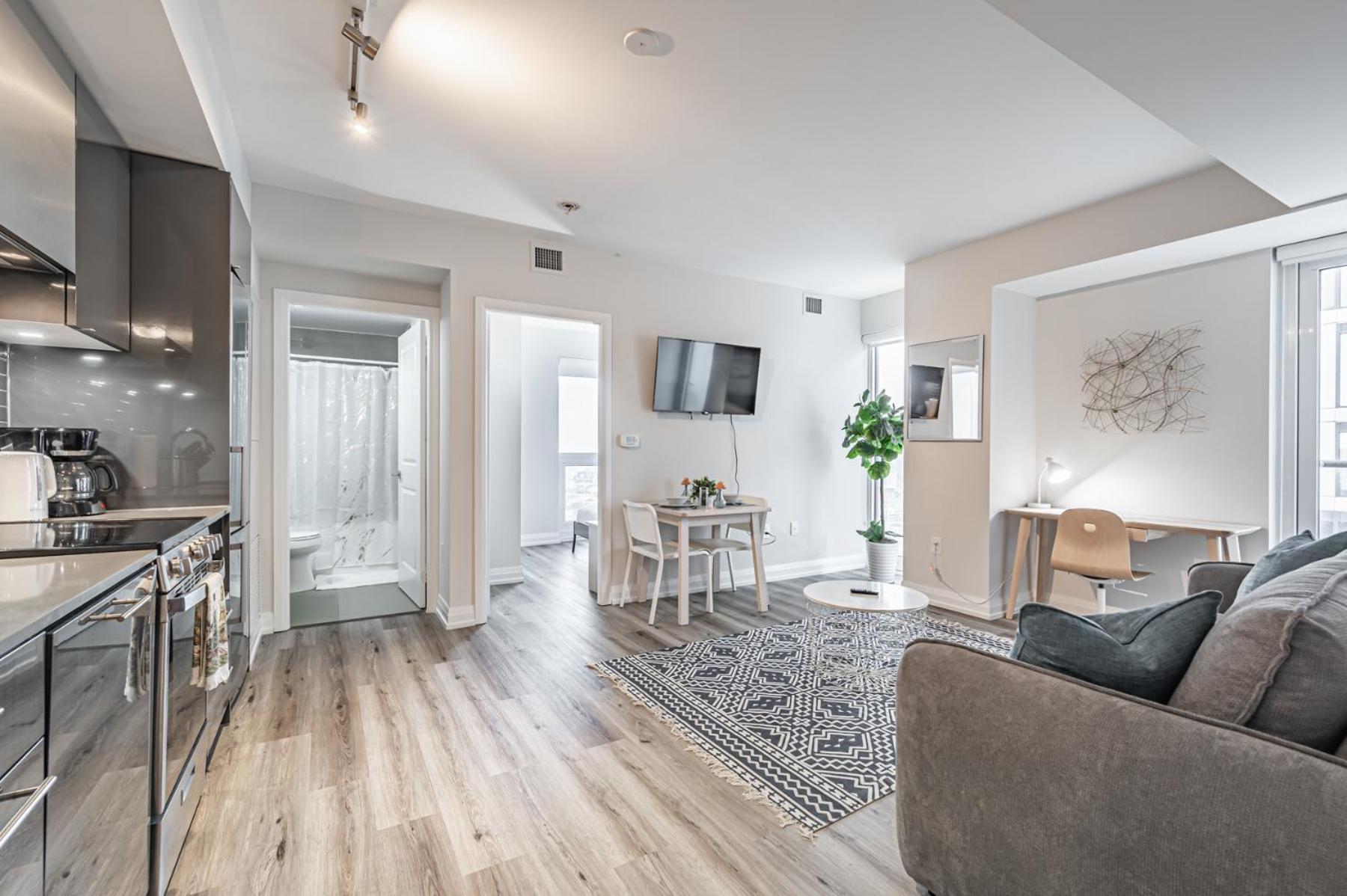 Fort York Apartment