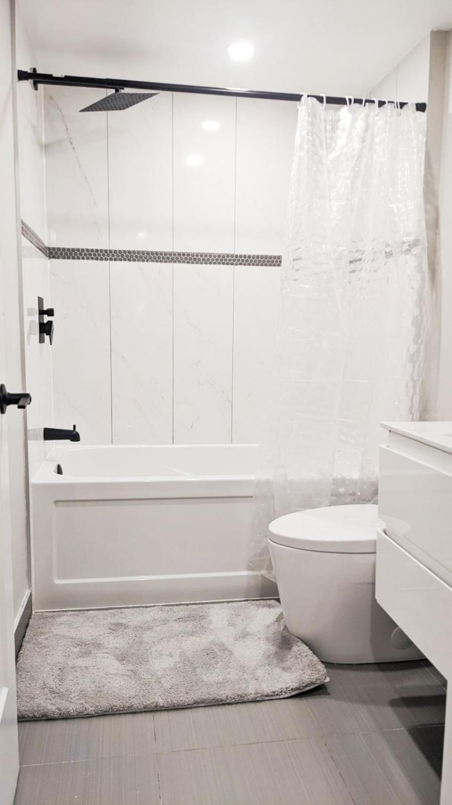 Modern New In Roncesvalles Apartment Toronto