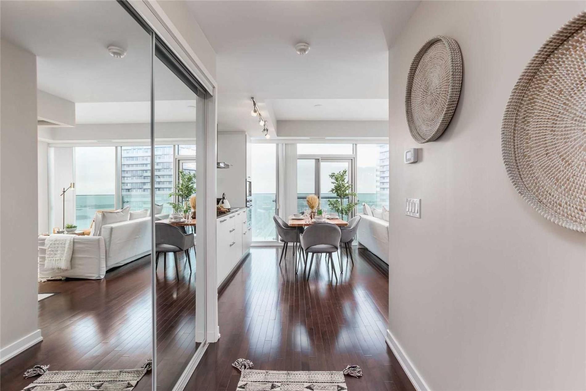 Monarch Residences Apartment *