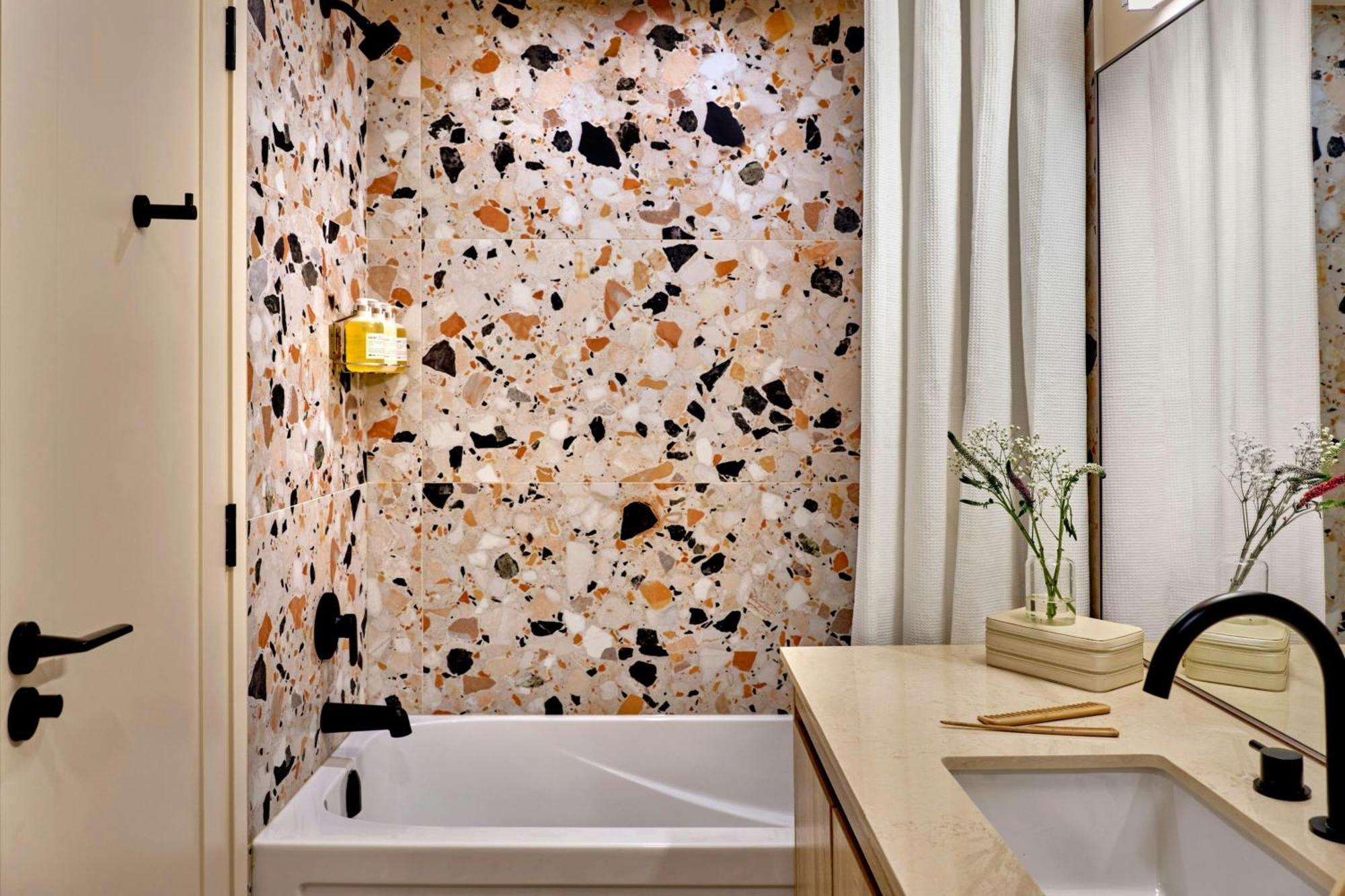 Sonder By Marriott Bonvoy The Nealon Toronto