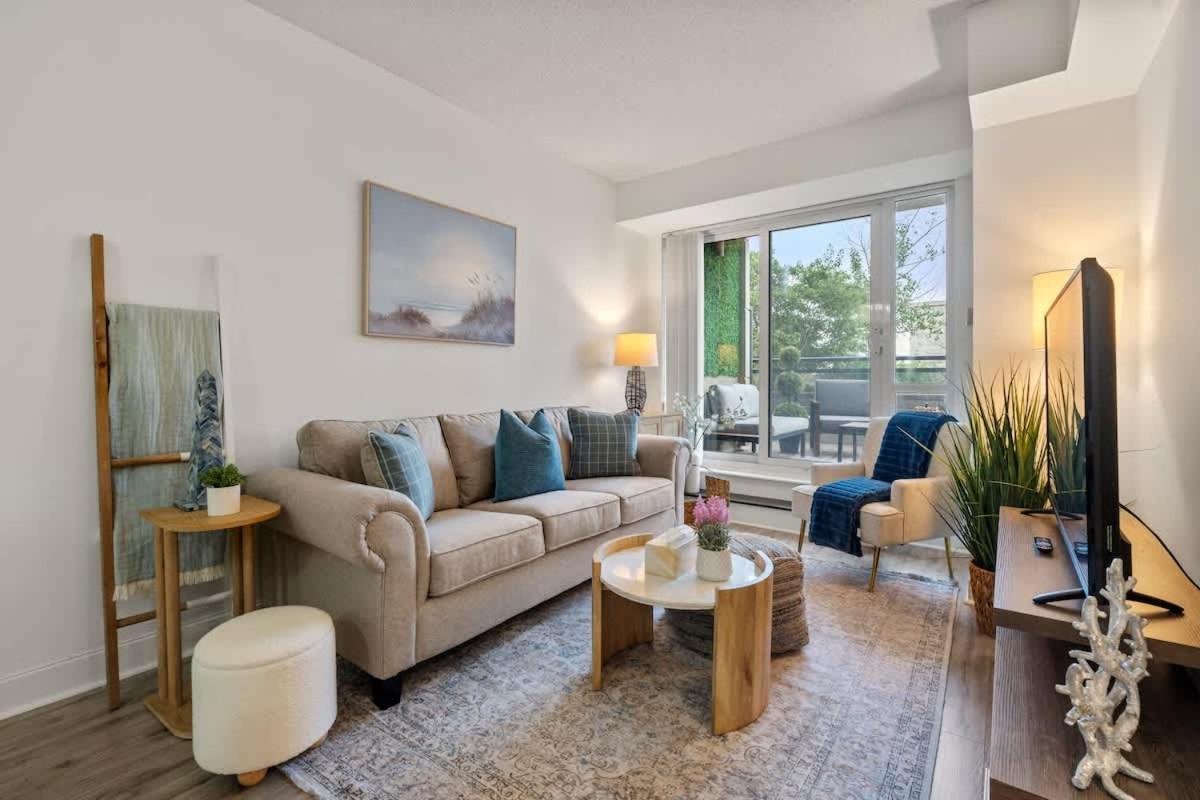 Charming With Private Terrace In Etobicoke * Toronto