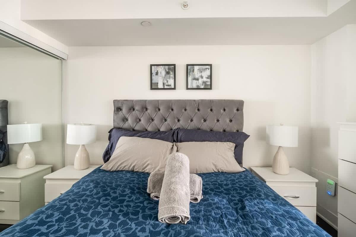 Luxury 1bdr In Downtown Apartment *