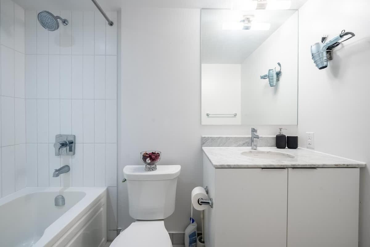 Luxury 1bdr In Downtown Apartment Toronto