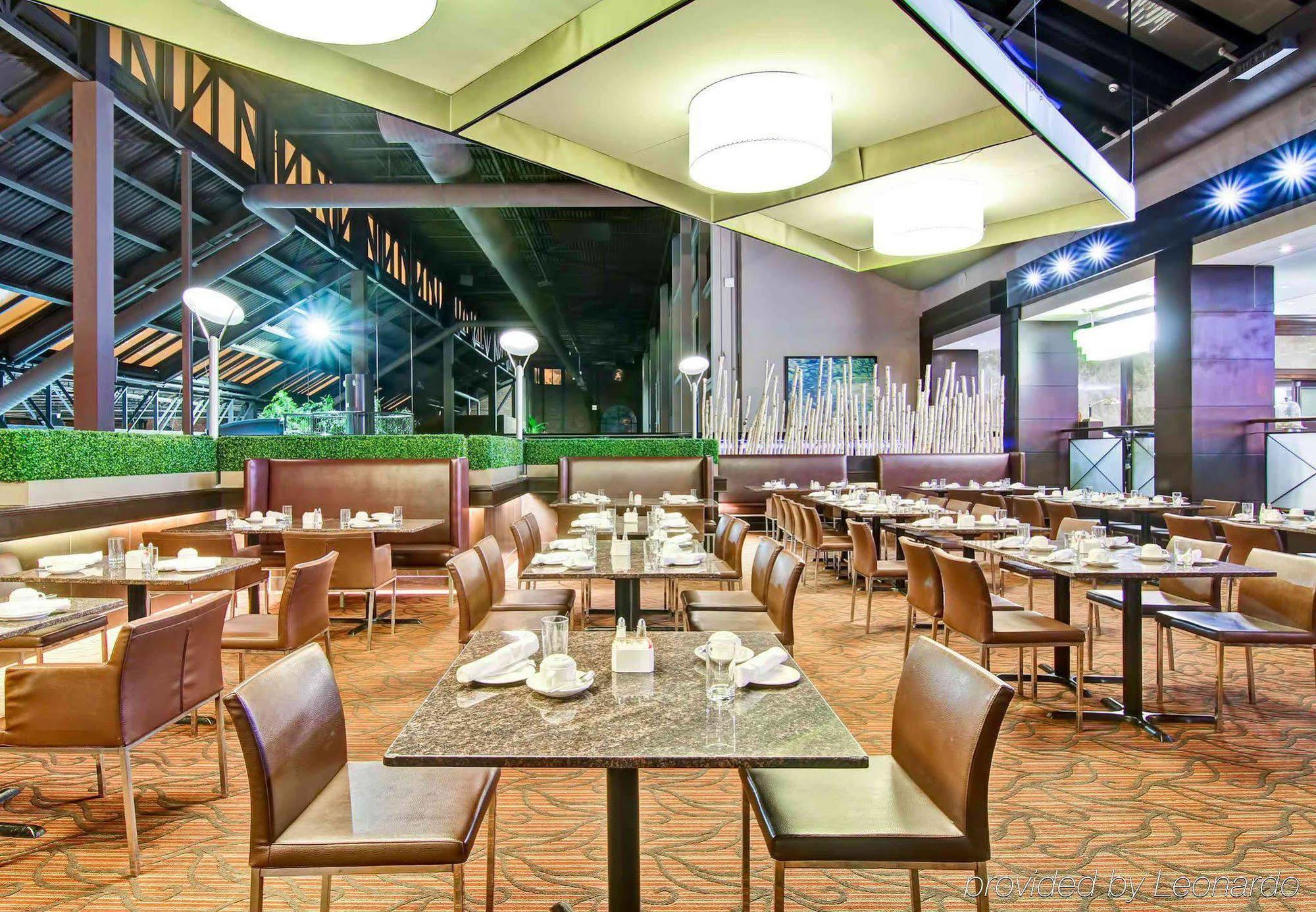 Delta By Marriott East 4*
