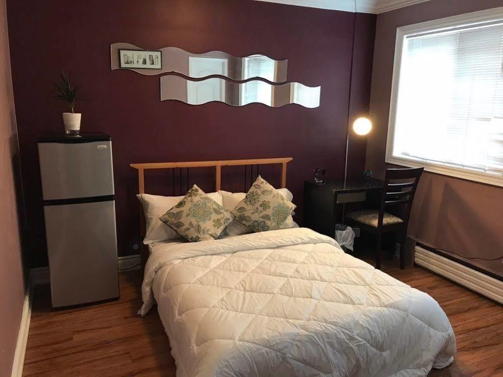 Kashaneh - 27 Greenbriar 2* Toronto