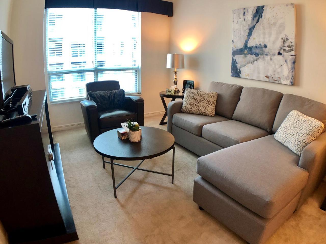 Apartment City - Downtown Toronto, Simcoe Street Toronto