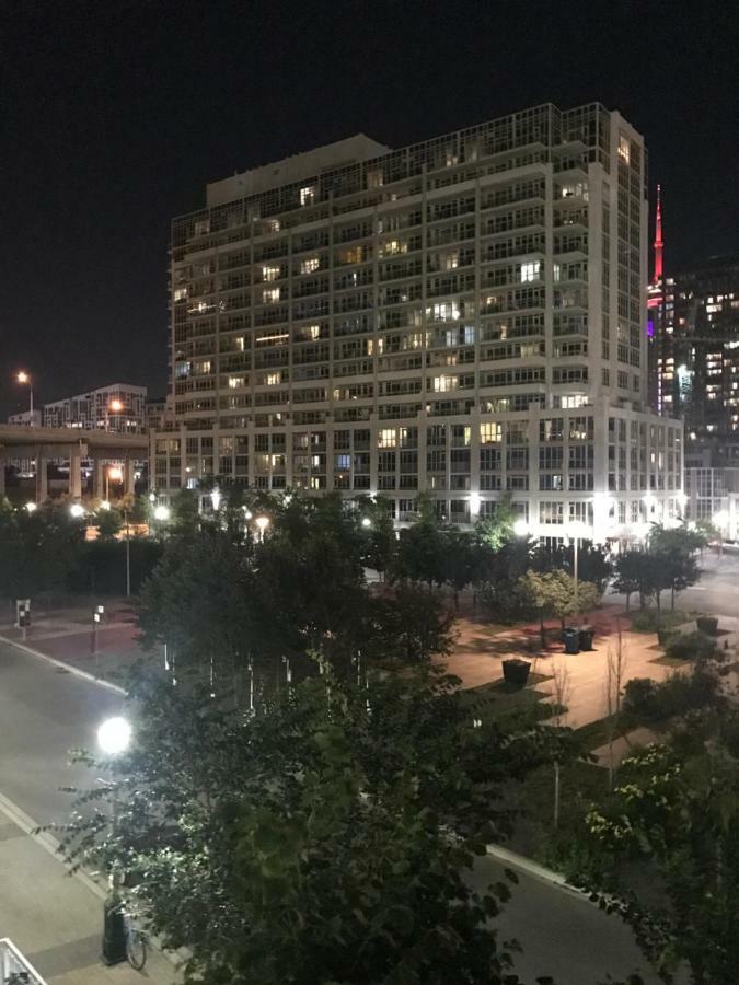 Apartment Executive 1 Bedroom Sleeps 2 Toronto