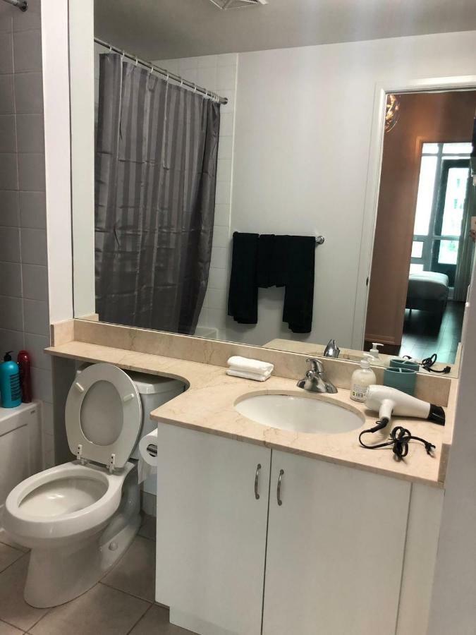 Executive 1 Bedroom Sleeps 2 Toronto