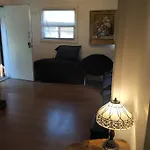 Awesome Cozy 1 Bedroom Coachhouse