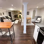 Spacious & Renovated 1Bd Suite W/Parking