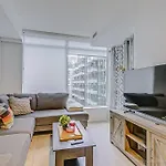 Minto - Modern Suite In King West Neighborhood