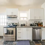 Modern 1Br Condo - Near Trinity Bellwoods Park
