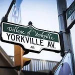 Modern Yorkville 1Br 1Ba Gym Upscale Area