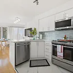 Modern 2-Bedroom Condo W Floor To Ceiling Windows