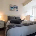 Harbour Front Luxury Condo 2 Bed 2 Bath