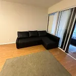 Best Location In Downtown- Walking To Eaton Centre, Nathan Phillips Square, Yonge-Dundas, Ikea,Transit