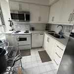 Best Location In Downtown- Walking To Eaton Centre, Nathan Phillips Square, Yonge-Dundas, Ikea,Transit