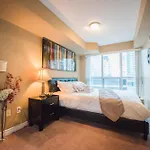Luxury Condo Downtown Cn Tower