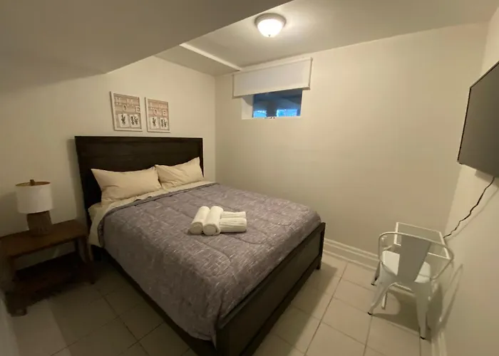 Yorkmills And Bayview !D Cozy & Stylish Private Bdr With Shared Bathroom