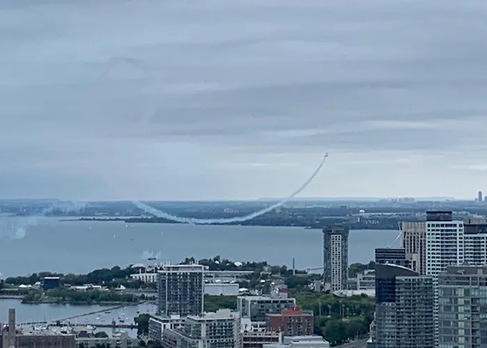 Magnificient View Next Cn Tower/Rogers/Union/Mtcc