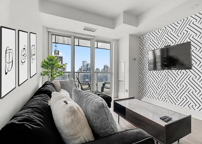 Luxury 2Br Downtown Facing Cn Tower