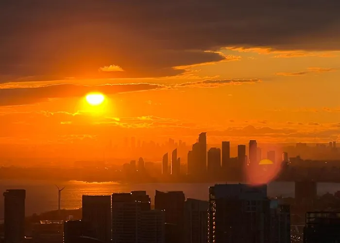 Presidential Suite Heart Of Downtown With Stunning View