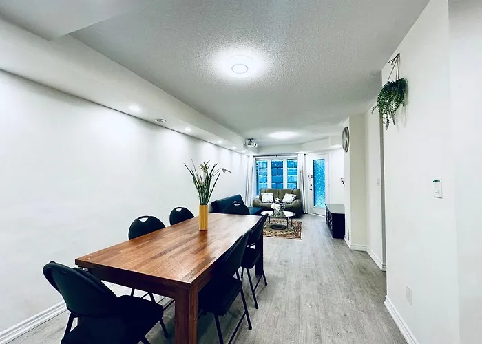 Peaceful And Cozy Vacation Home Close To 401 And 404