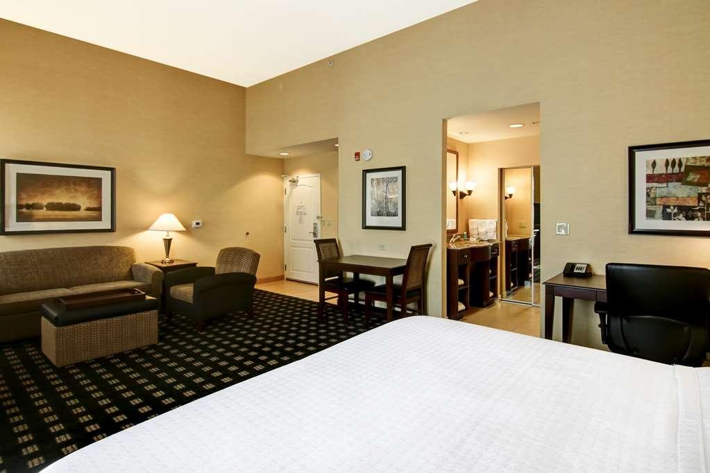 Hotel Homewood By Hilton Airport Corporate Centre 3*