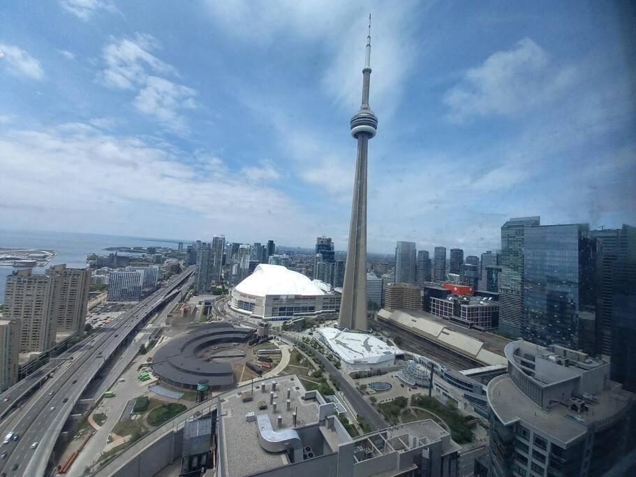 Magnificient View Next Cn Tower/rogers/union/mtcc Apartment *