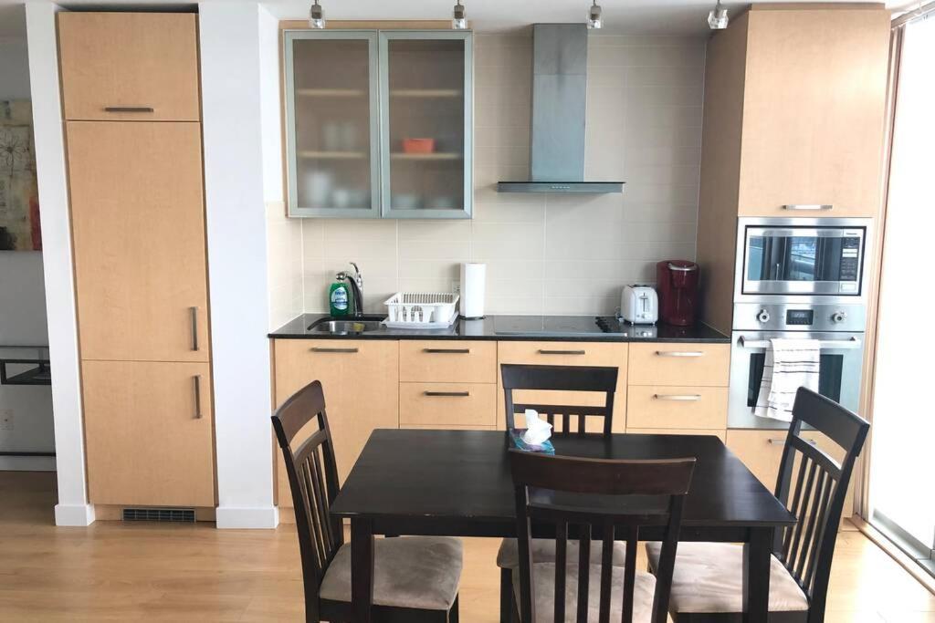 Apartment Magnificient View Next Cn Tower/rogers/union/mtcc Toronto