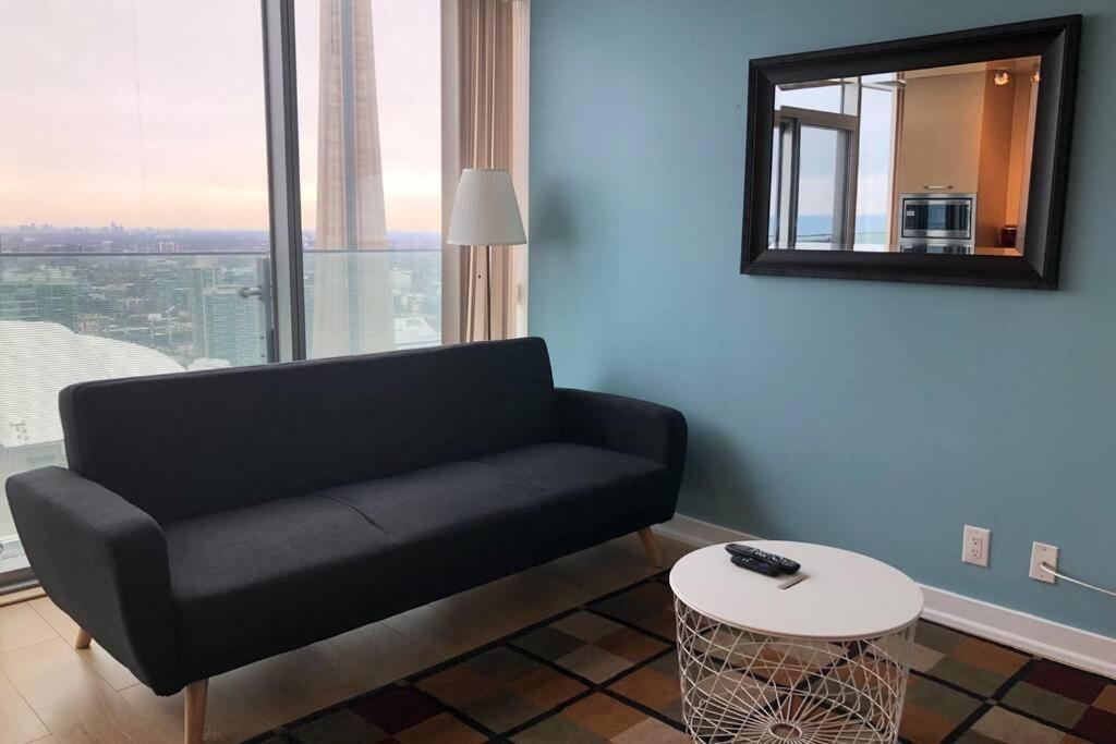 Magnificient View Next Cn Tower/rogers/union/mtcc *