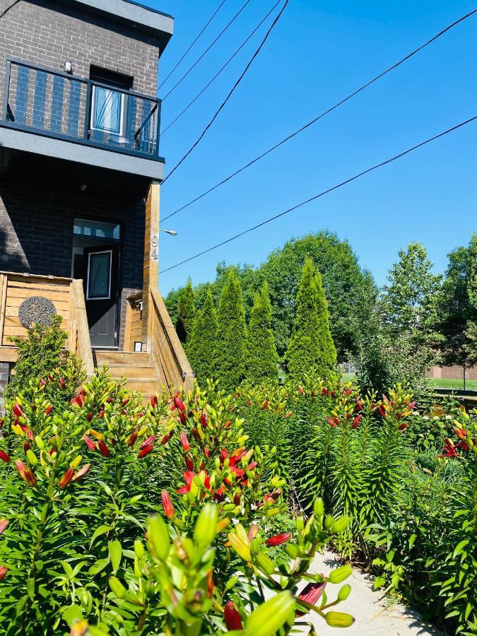 Impression 2 Bedrooms Apartment Space Share Apartment Toronto