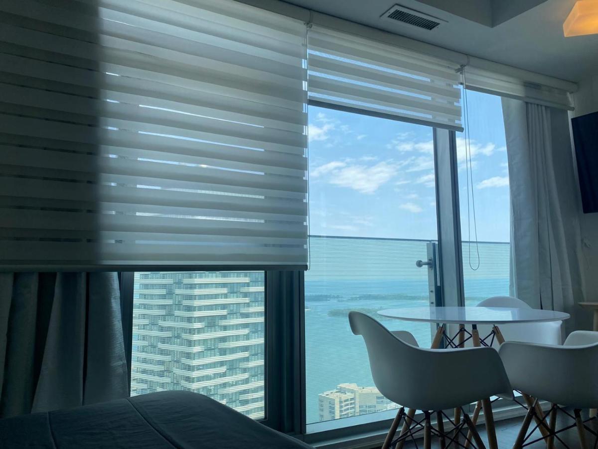 Ihost Suites Ice * Toronto