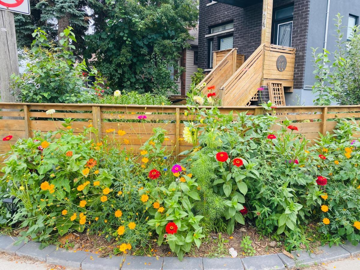 Impression 2 Bedrooms Apartment Space Share * Toronto