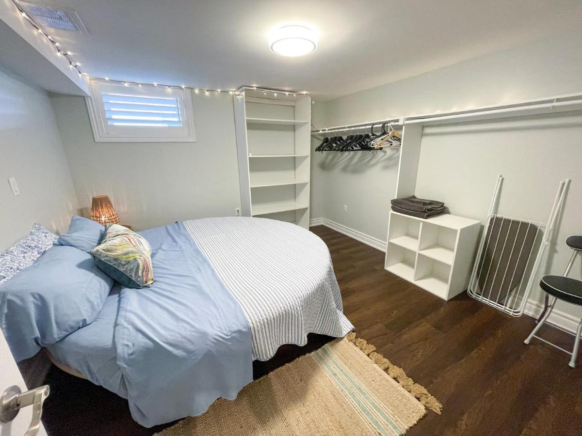 Spacious & Renovated 1bd W/parking Apartment *