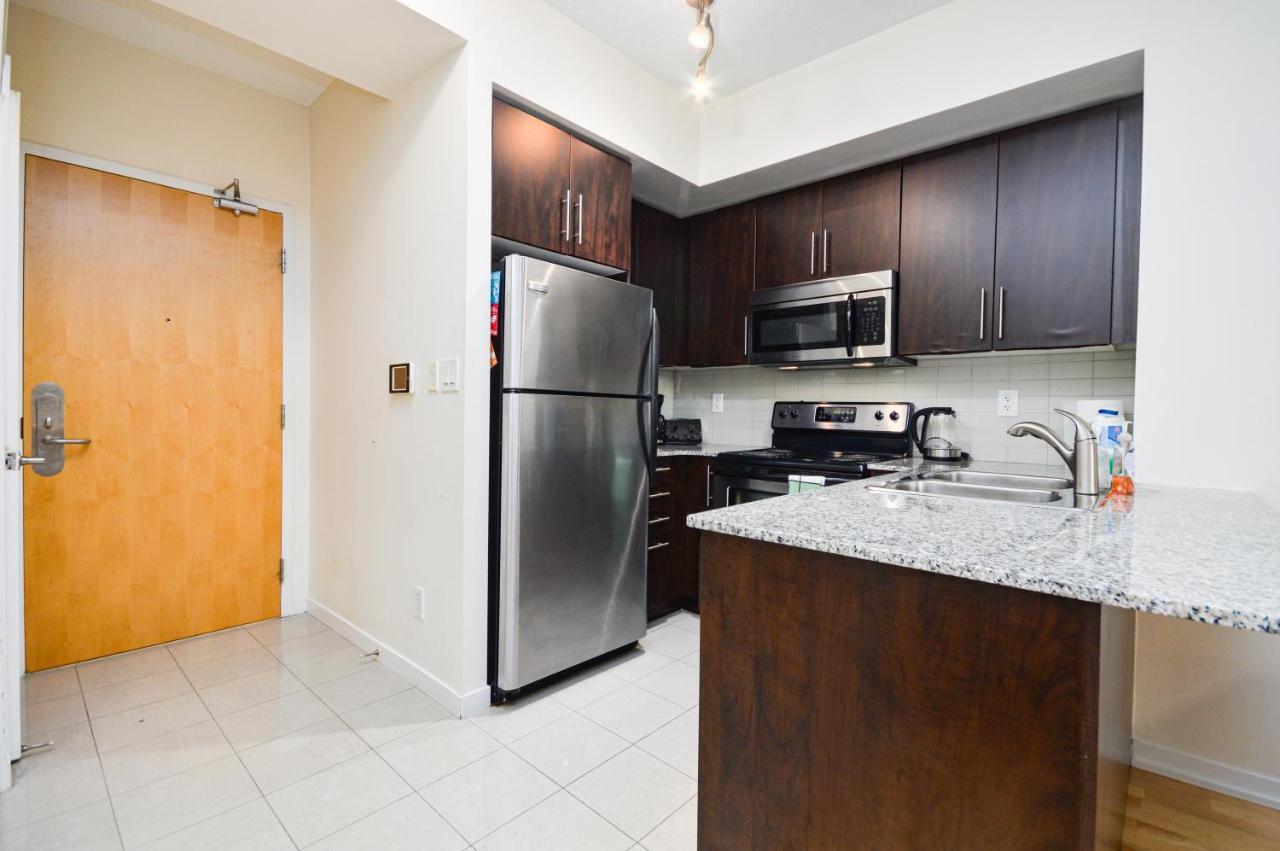 Apartment Downtown Mins From Scotiabank Arena, Tiff, Cn Tower, Union, Mtcc